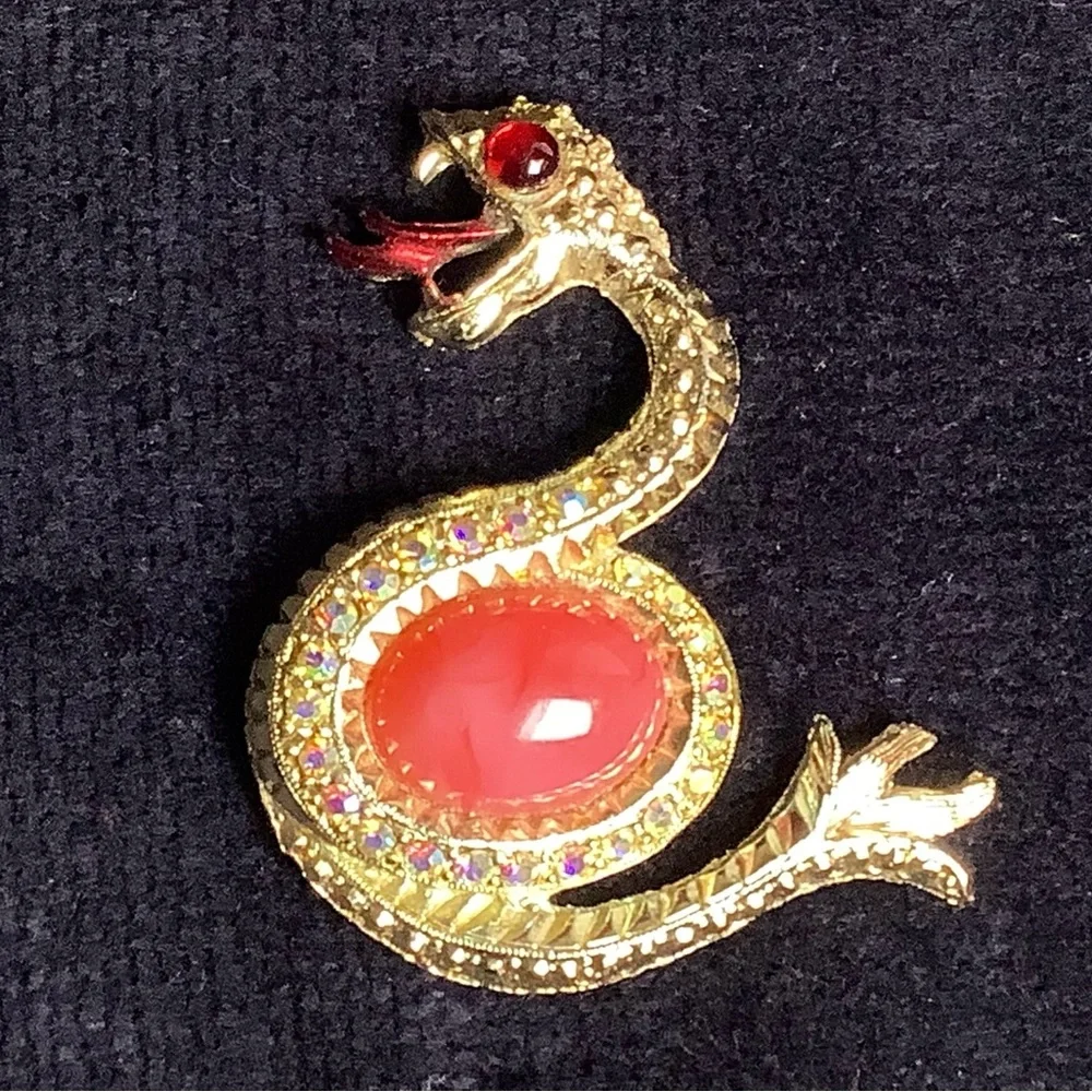 Large Coiled Snake Brooch Gold Tone Rhinestones And Large Coral Colored Stone